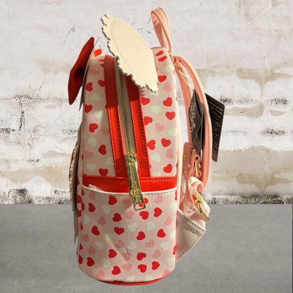 Loungefly NWT Disney Mickey & Minnie Valentine's Day Chocolate Scented Backpack - Picture 3 of 8